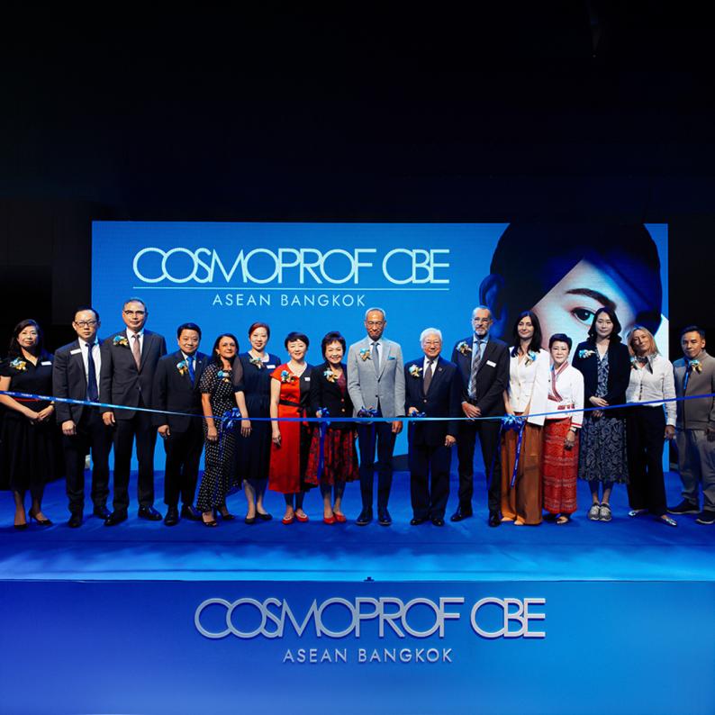 ZQ-II сяє на COSMOPROF CBE ASEAN: інноваційні естетичні рішення та розширення глобального ринку